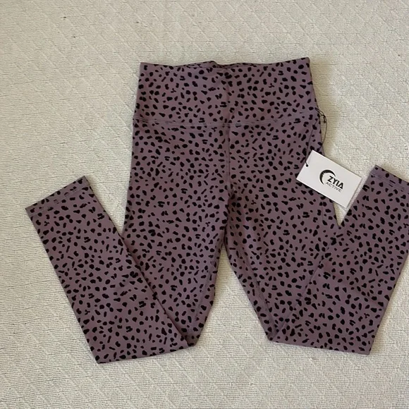 Zyia Lilac Jaguar Fit n Free Hi-rise 7/8 24" - Picture 10 of 16